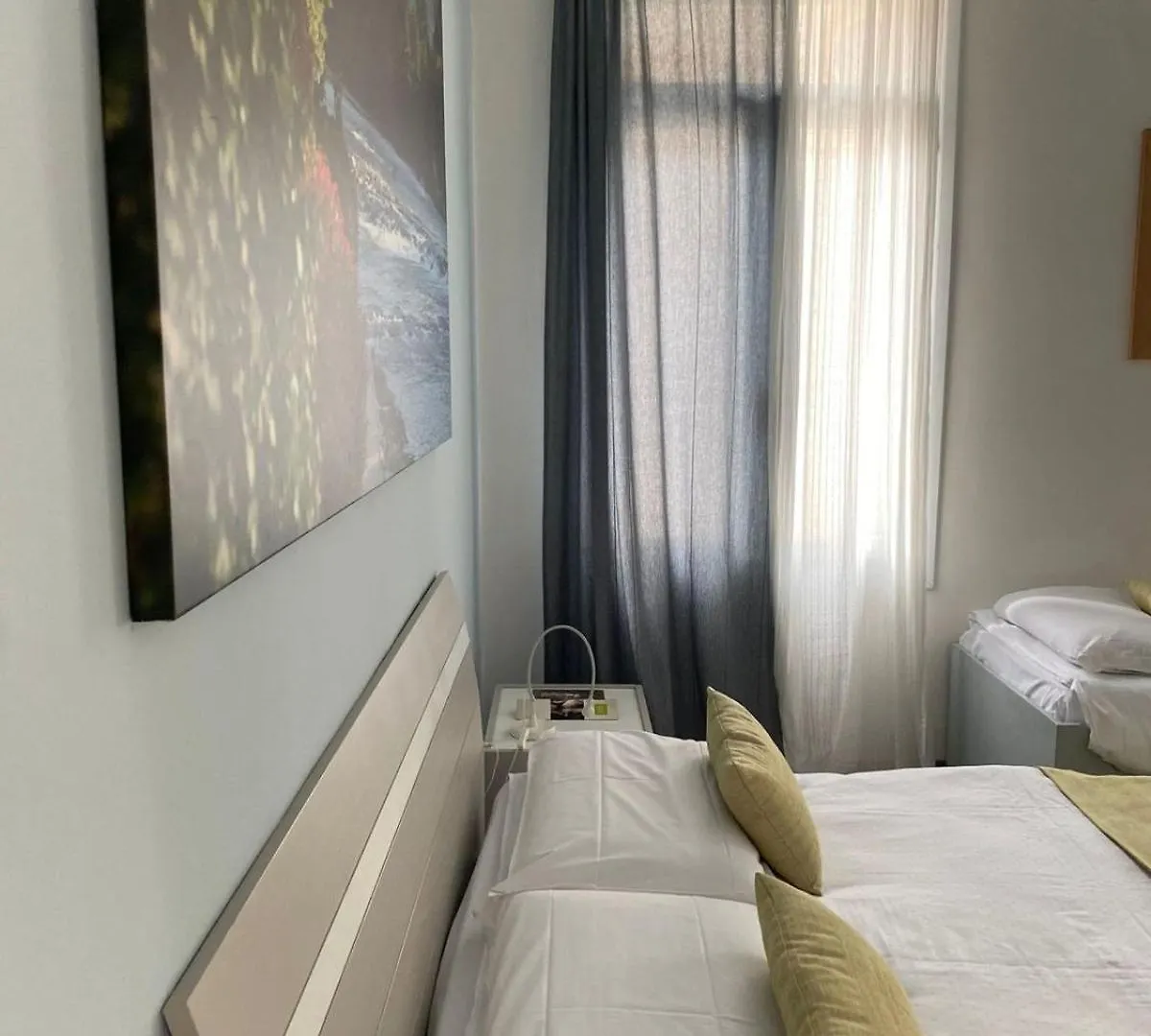 בסאנו דל גראפה Ca' Garibaldi Rooms 3*, בסאנו דל גראפה איטליה