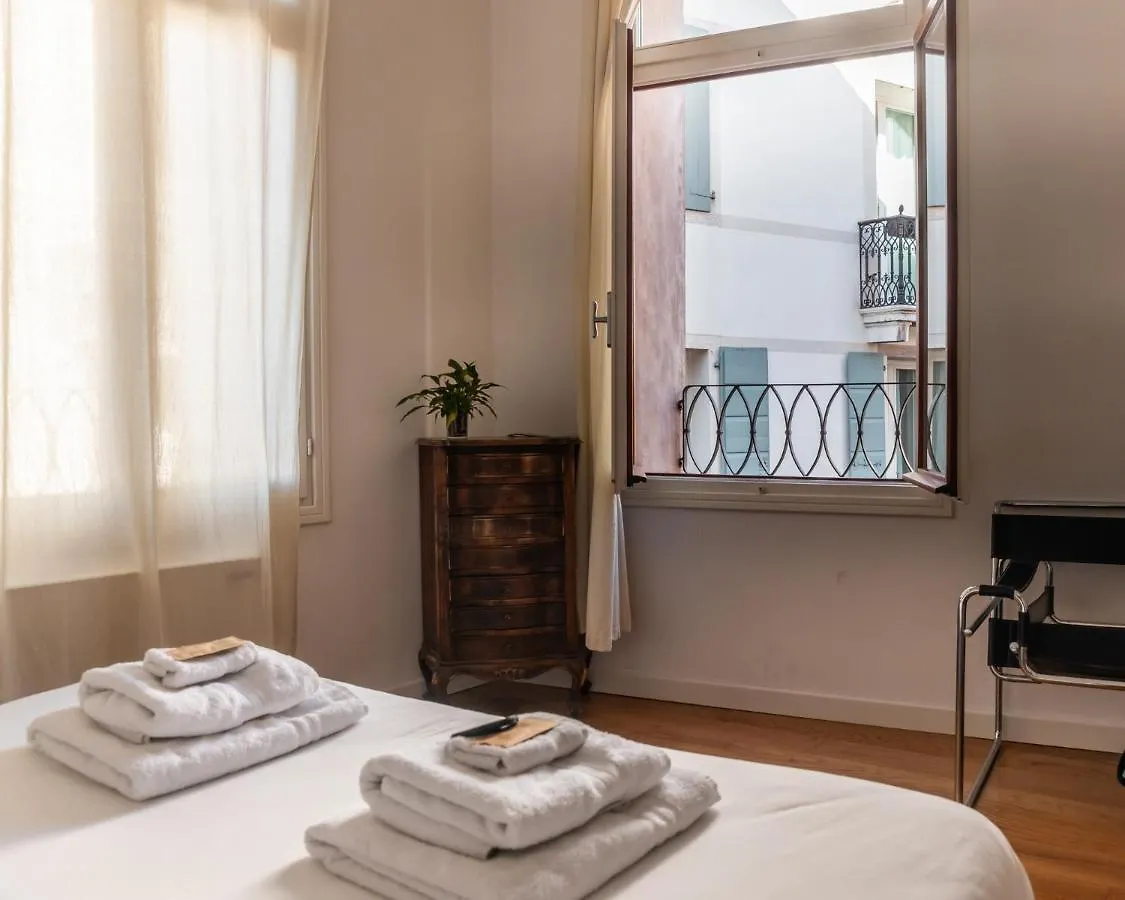 Ca' Garibaldi Rooms Bassano del Grappa Maison d'hôtes